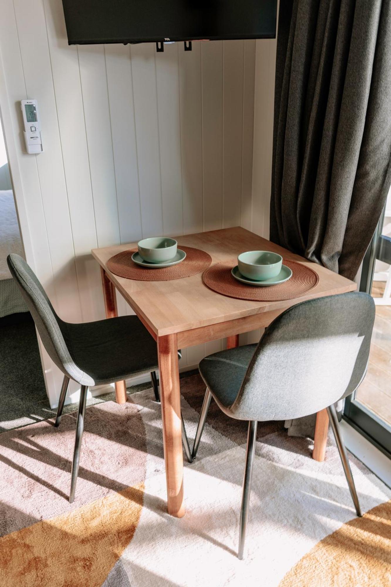 Mountain Cabin - Central, Cosy And Cute With Views Wanaka Exterior foto